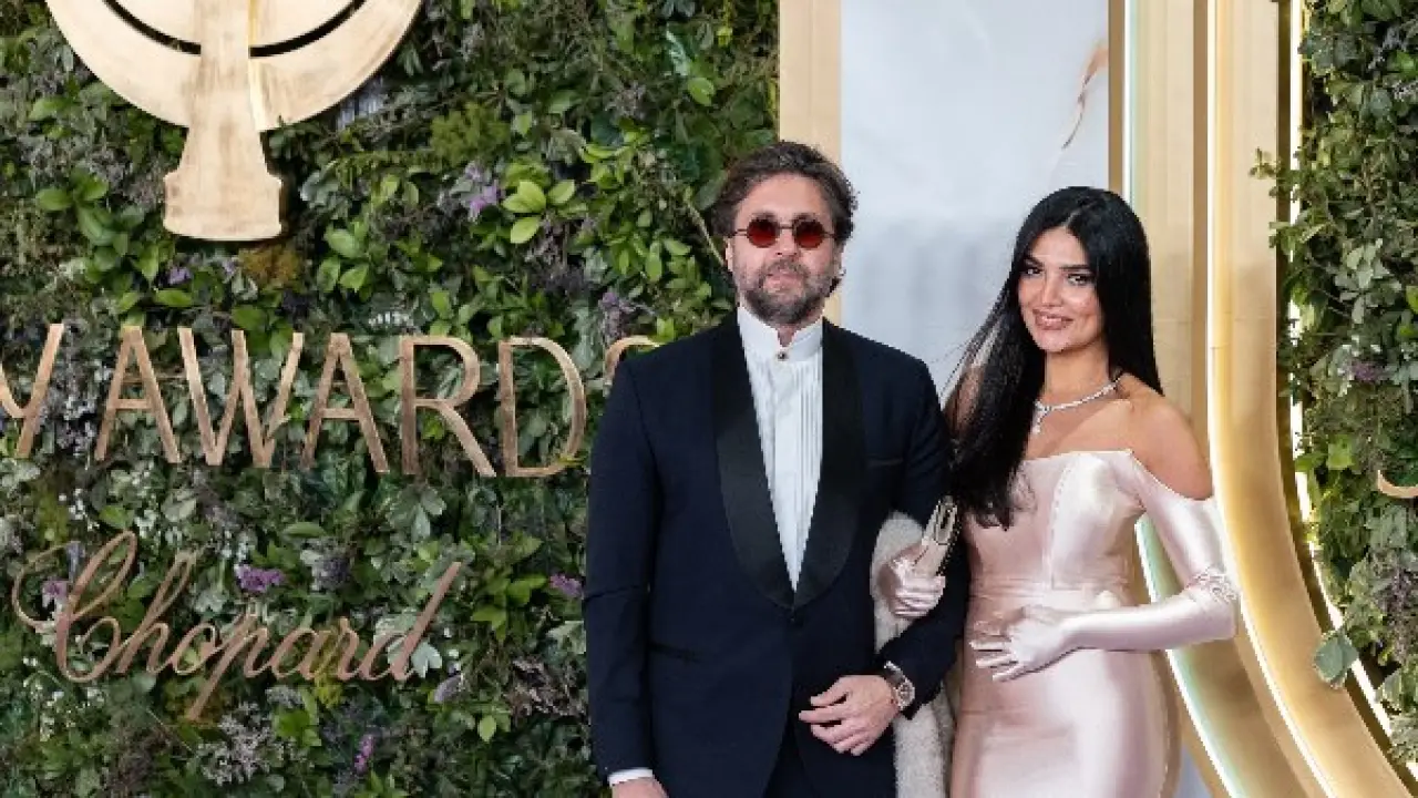 إطلالة وردية لافتة.. زوجة هشام ماجد تسرق الأضواء في حفل "جوي أووردز" 2026