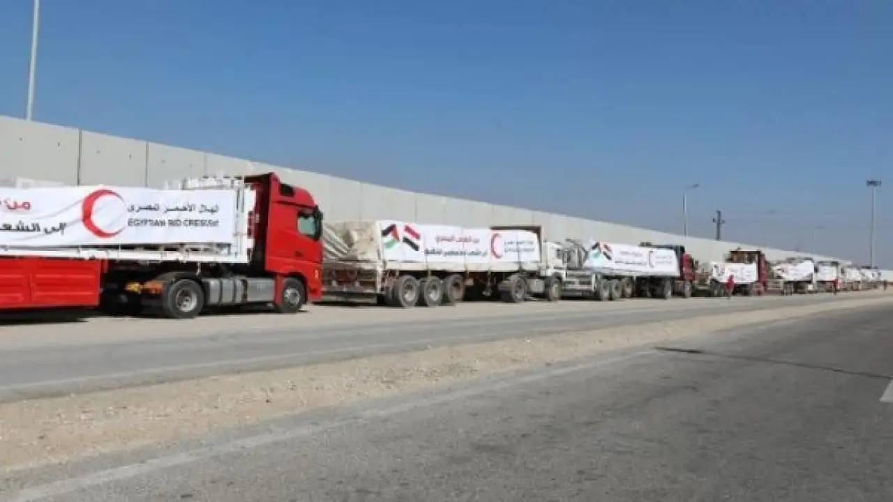 القافلة الـ 118.. تحرك مصري ضخم يكسر صمت الحدود ويترقب الجميع وصوله غزة
