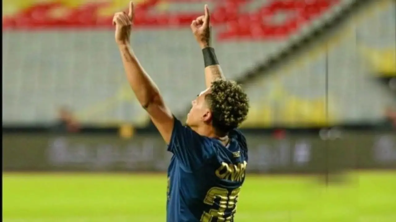 خوان بيزيرا.. صورة غامضة تثير التساؤلات حول مستقبله وتصدم محبيه في مطلع 2026