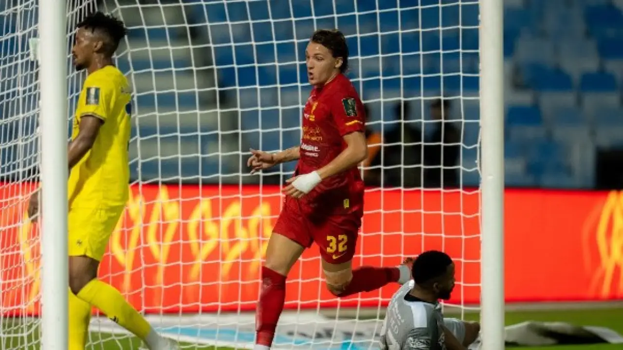 دوري روشن.. صمود الحزم أمام طوفان القادسية يشعل صراع النجاة في ليلة الحسم