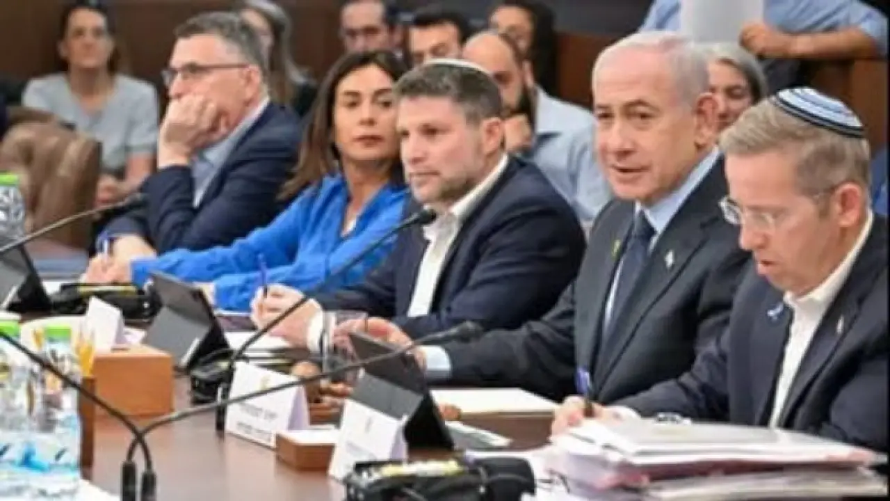 زلزال سياسي في إسرائيل.. أزمة تجنيد الحريديم تهدد بالإطاحة بالحكومة وإجراء انتخابات مبكرة