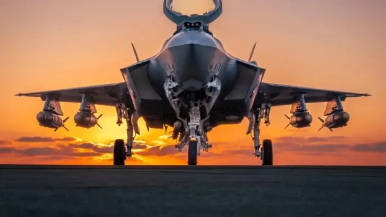 سرب طائرات جديد.. تعزيزات جوية مكثفة تشعل فتيل المواجهة الكبرى مع إيران