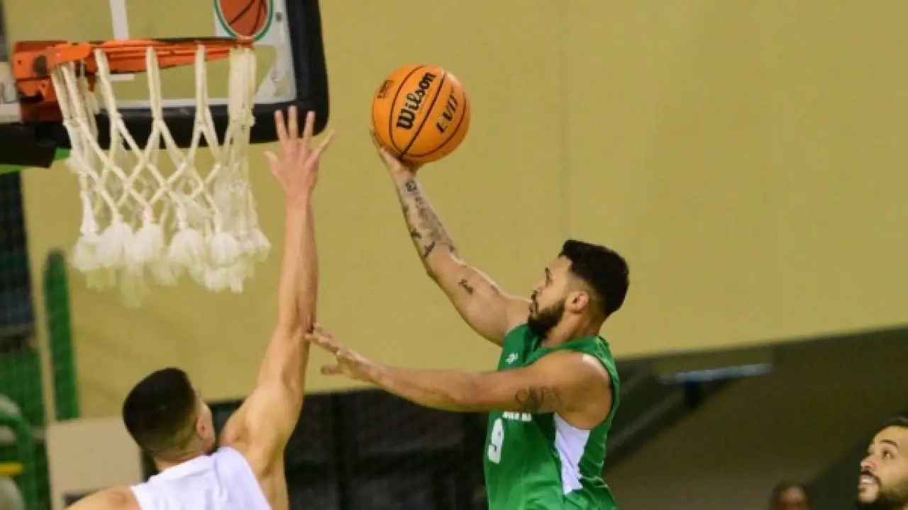 صدارة دوري السلة.. الاتحاد السكندري يضرب بقوة ويحكم قبضته على القمة المنتظرة