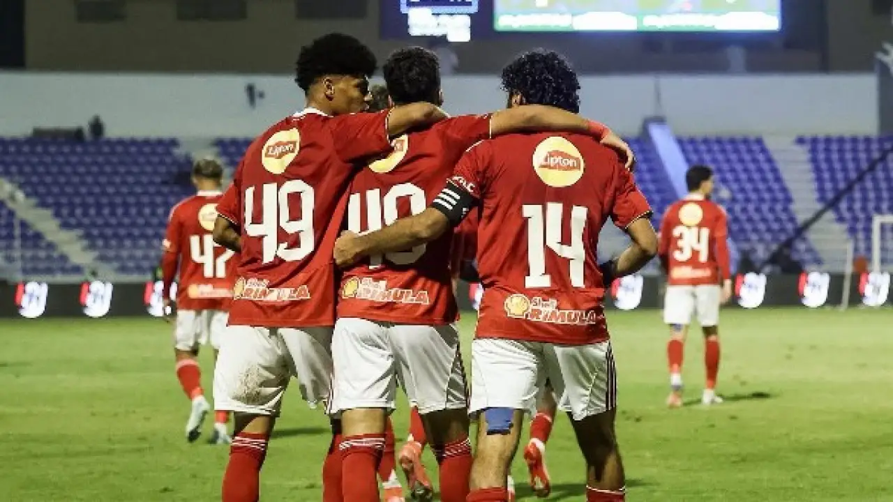 صفقة دفاعية كبرى.. تحرك مفاجئ من إدارة الأهلي يحسم مصير المدافع الجديد مدة ساعات