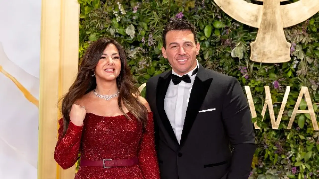 ظهور مفاجئ.. دنيا سمير غانم ورامي رضوان يحسمان جدل الانفصال في حفل جوي أووردز