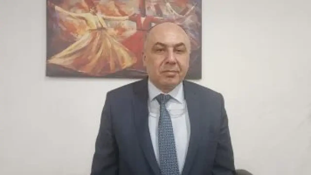 غزو الملابس المصرية.. تحرك مفاجئ في هونج كونج يمهد لصفقات استثمارية ضخمة