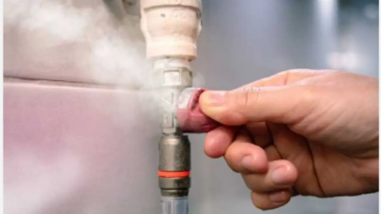 قاتل صامت.. علامة خفية في منزلك تكشف تسريب الغاز قبل وقوع الكارثة