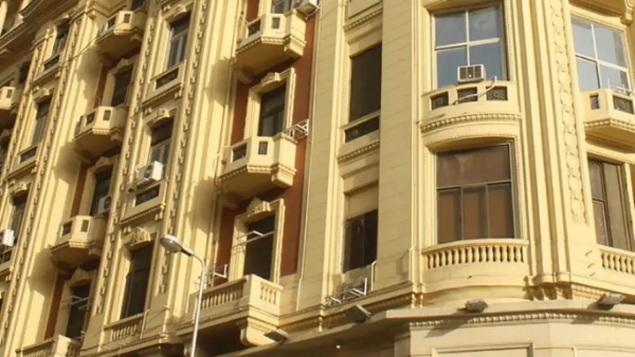 مستأجرو الإيجار القديم.. شروط قاسية تحرم آلاف الأسر من أحقية السكن البديل