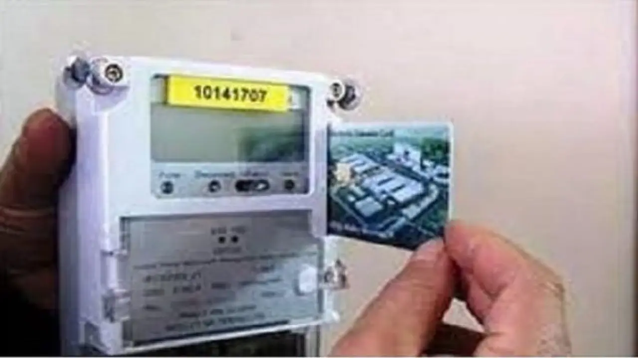 نزيف الرصيد الخفي.. خطأ بسيط في عداد الكهرباء يلتهم أموالك دون علمك