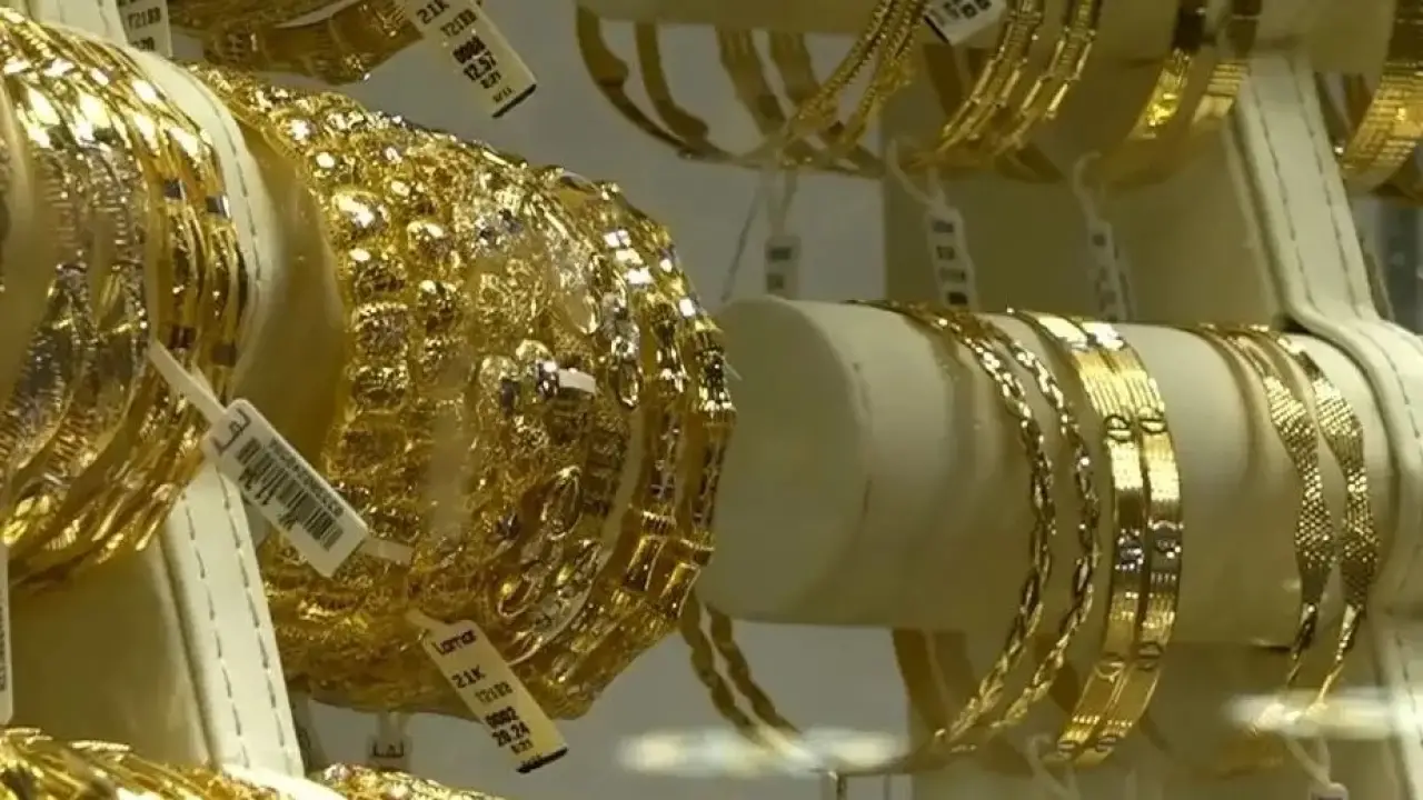 400 جنيه تراجعاً.. تحرك مفاجئ في أسعار الذهب يصدم حائزي المعدن الأصفر اليوم
