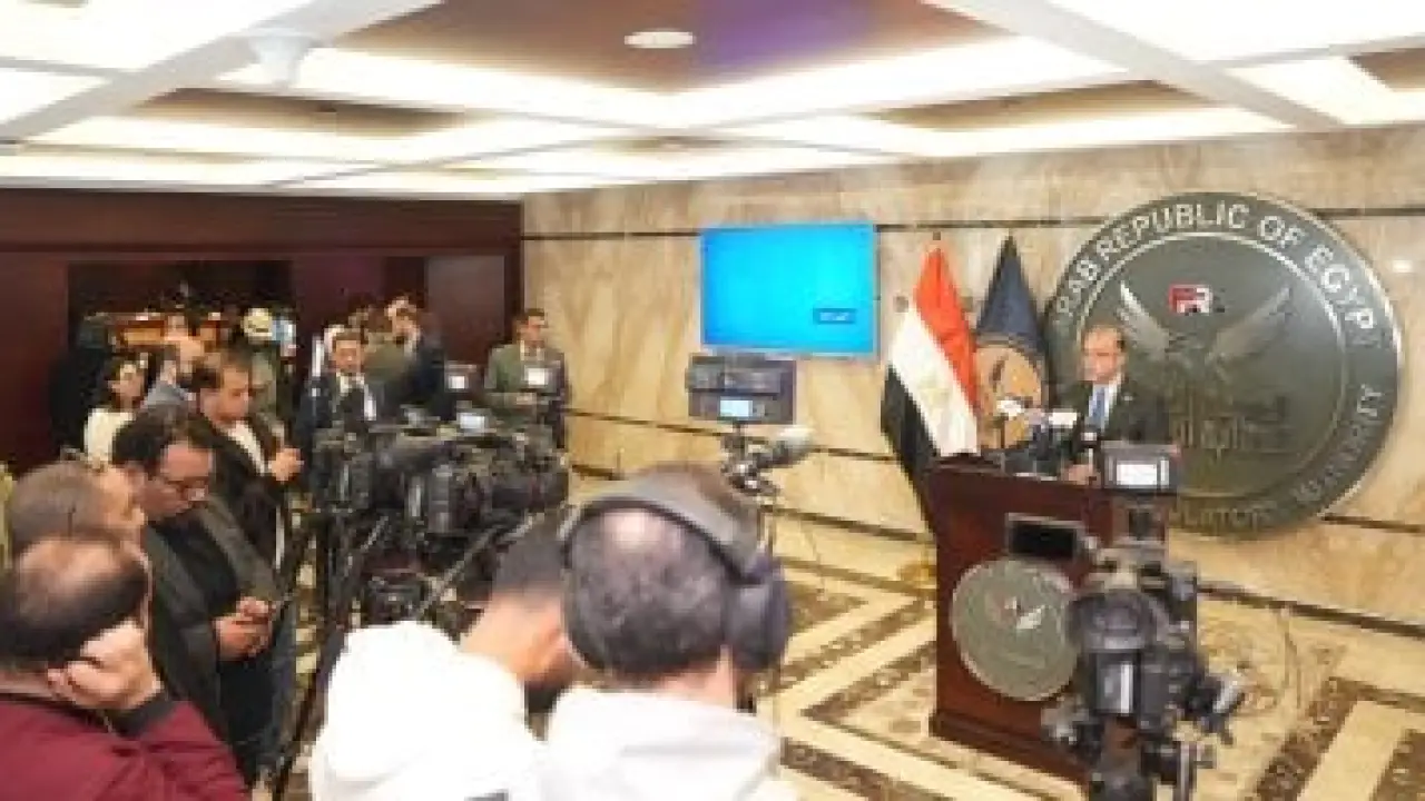 7 شركات كبرى.. تحرك مفاجئ يغير قواعد الاستثمار في البورصة المصرية عام 2026