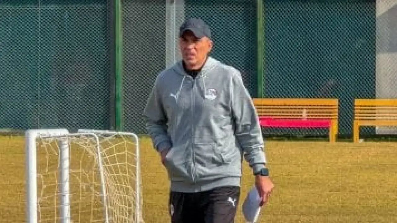 أسامة نبيه يحذر.. أزمة متكررة في الزمالك تهدد مستقبل نجوم الفريق في 2026