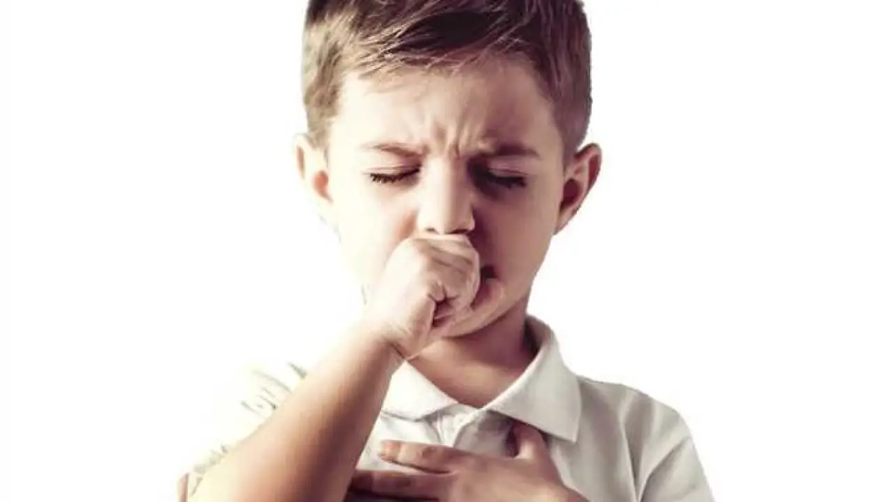 أطباء الأطفال يحذرون.. عرض خفي يكشف إصابة طفلك بالتهاب الشعب الهوائية هذا الشتاء