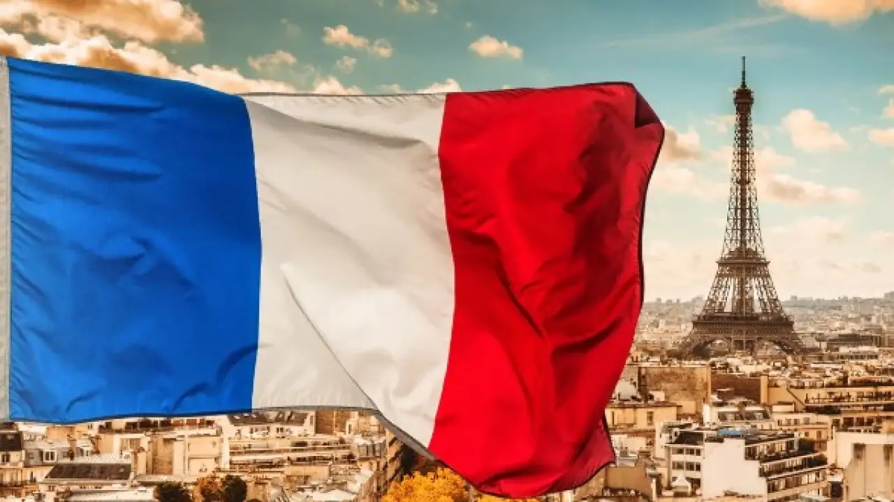 أكسيوس: باريس لن ترد إيجابيا على دعوة المشاركة بمجلس السلام بشأن غزة