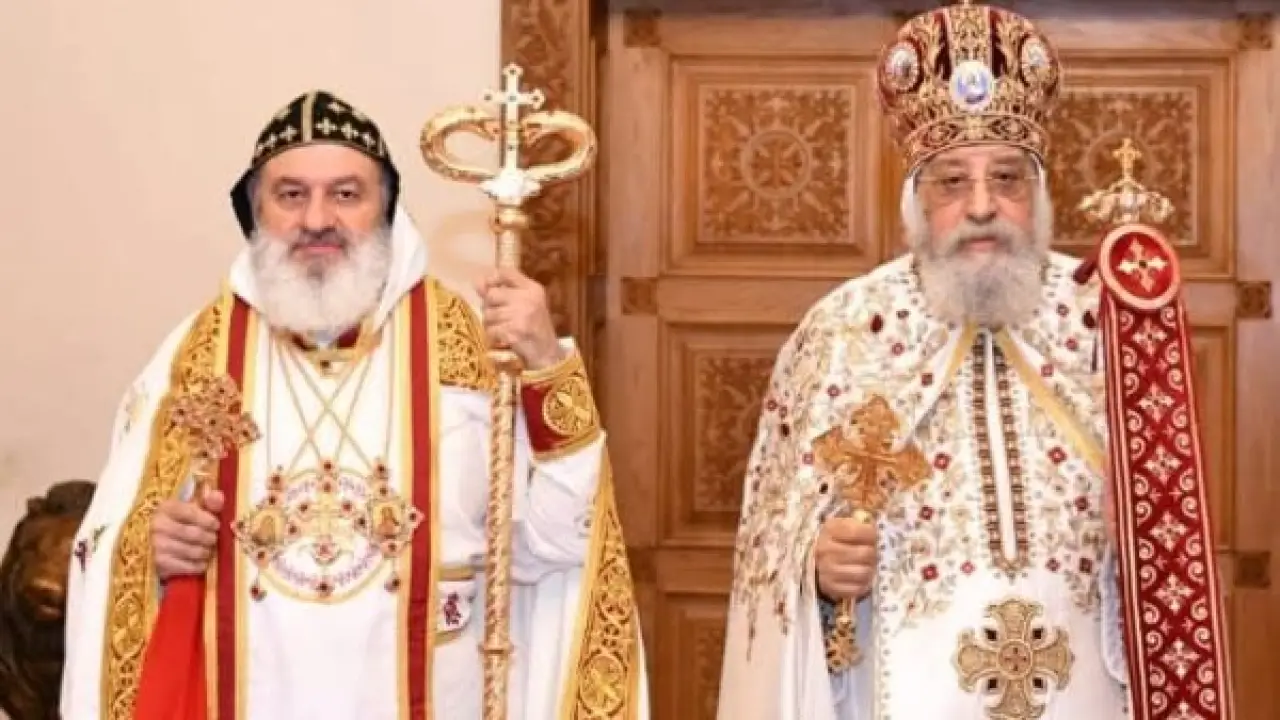 اتصال هاتفي عاجل.. بطريرك أنطاكية يطمئن على البابا تواضروس بعد جراحة دقيقة بميونيخ
