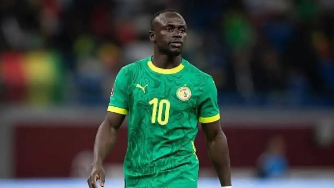 اعترافات ساديو ماني.. سر مكالمة الغرف المغلقة التي قلبت موازين المباراة في اللحظات الأخيرة