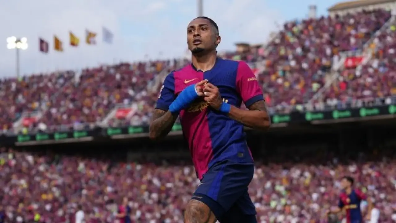 بشرى لجماهير برشلونة.. عودة الفتى الذهبي للتدريبات تحسم موقف فليك قبل القمة المرتقبة