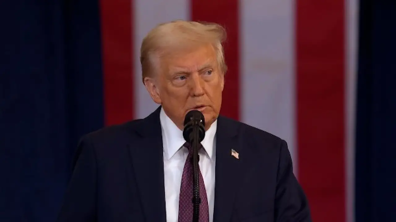 تهديد روسي مباشر.. ترامب يهاجم الدنمارك ويفجر مفاجأة بشأن مصير جرينلاند الحاسم