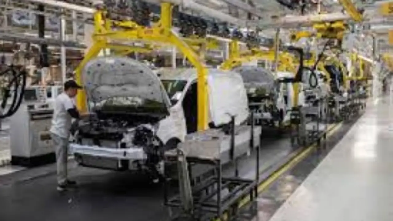 زلزال في البورصة.. تهديدات ترامب تضرب شركات السيارات الأوروبية وتثير فزع المستثمرين