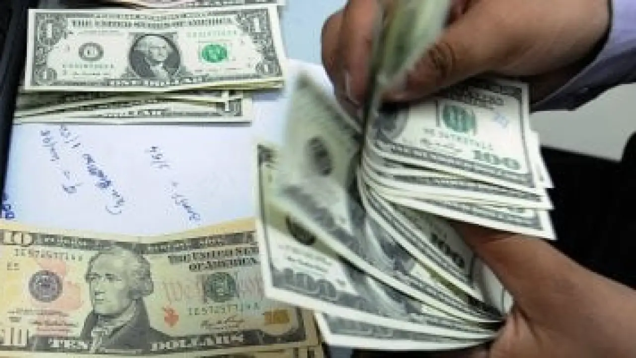 سعر مفاجئ للدولار.. تحرك جديد في بنك كريدي أجريكول يربك حسابات السوق السوداء