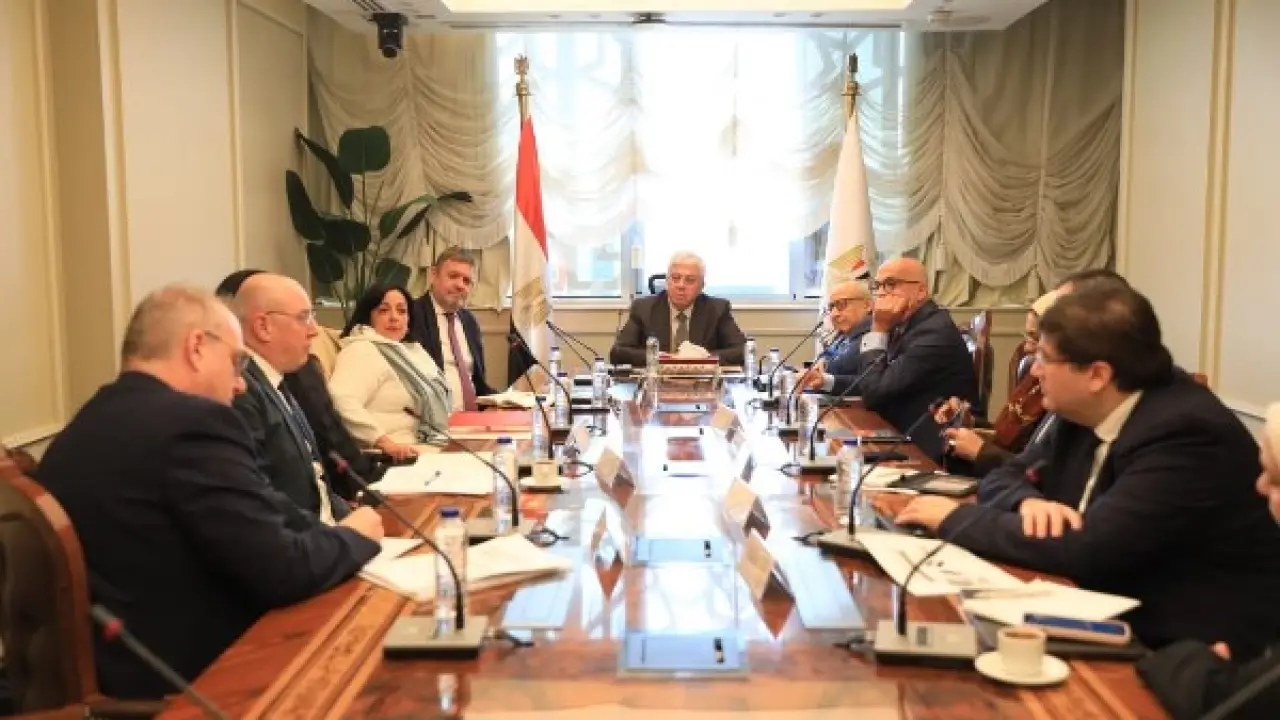 شراكة بريطانية كبرى.. قرار وزير التعليم العالي يحسم مصير التعاون مع جامعة إكستر