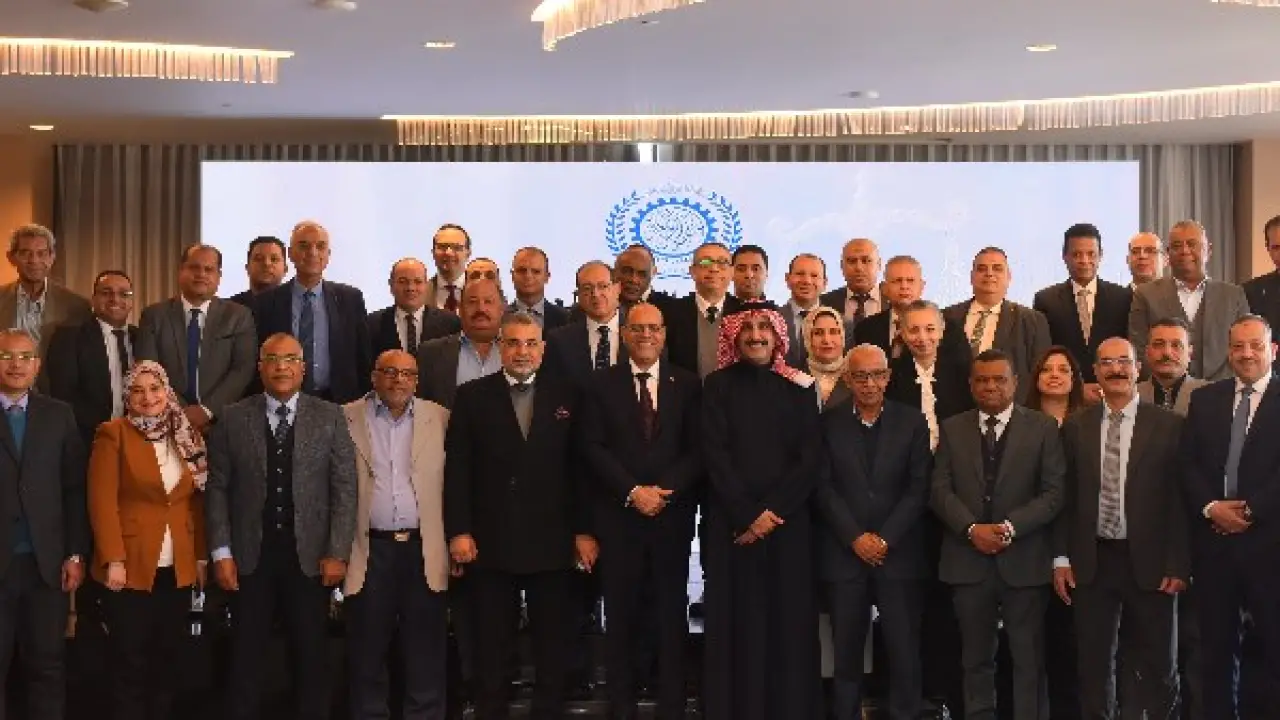 قانون العمل الجديد.. قرار مرتقب يغير مصير ملايين الموظفين ويحسم ملف الأنماط الحديثة