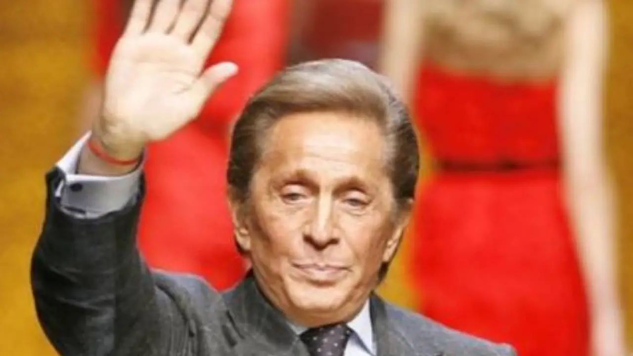 وداعاً إمبراطور الموضة.. رحيل فالنتينو ينهي حقبة تاريخية من الأناقة العالمية في 2026