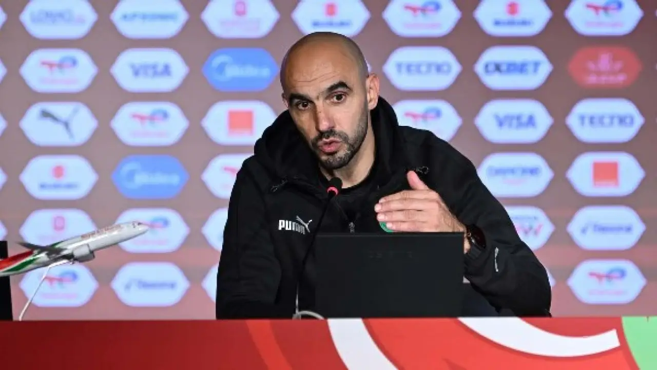 وليد الركراكي يخرج عن صمته.. تصريحات نارية تزلزل القارة السمراء وتهاجم التحكيم