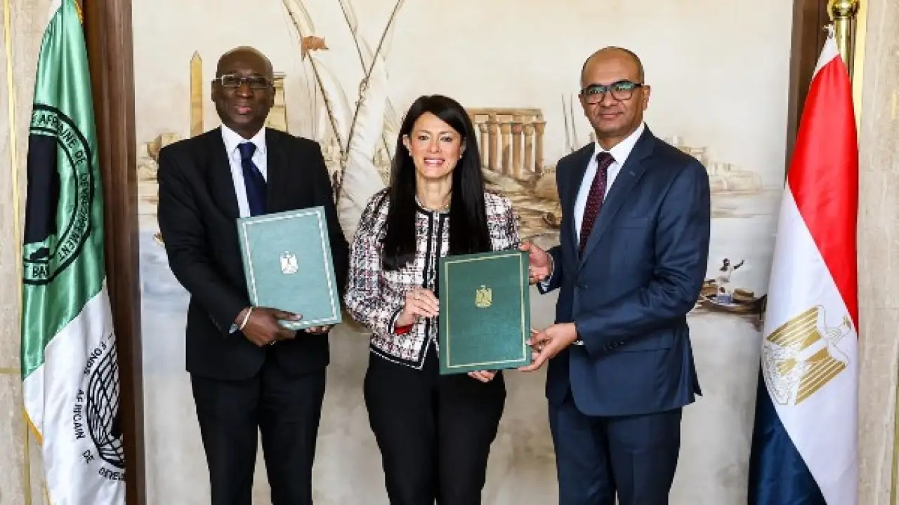 170 مليون دولار.. اتفاق جديد بين مصر والبنك الأفريقي يحسم مصير مشروعات كبرى