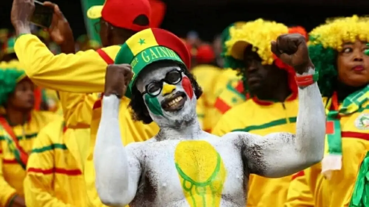 احتفالًا بلقب أمم أفريقيا.. الرئيس السنغالي يعلن اليوم عطلة رسمية