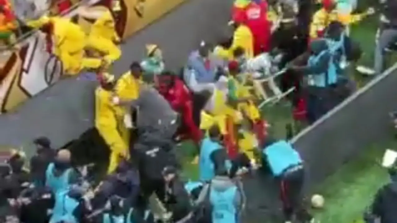 اعتقالات عقب نهائي أمم إفريقيا.. الشرطة المغربية تتحفظ على 19 مشجعا سنغاليا بعد أحداث الشغب