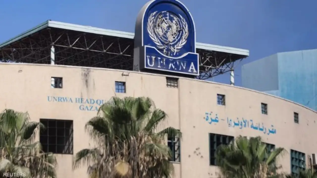 الأونروا تحذر من تصعيد خطير.. الاحتلال يهدم مقر الوكالة في القدس