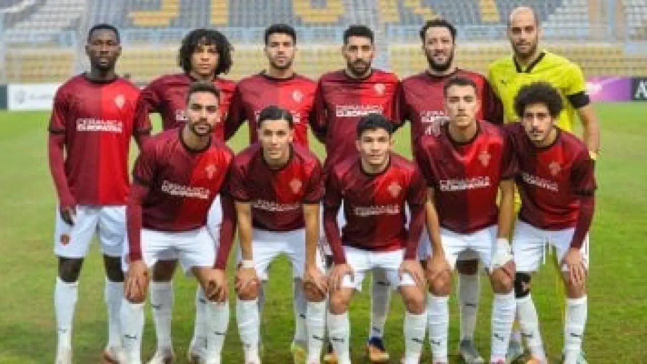 سيراميكا يتصدر ترتيب الدوري المصري قبل استئناف المباريات
