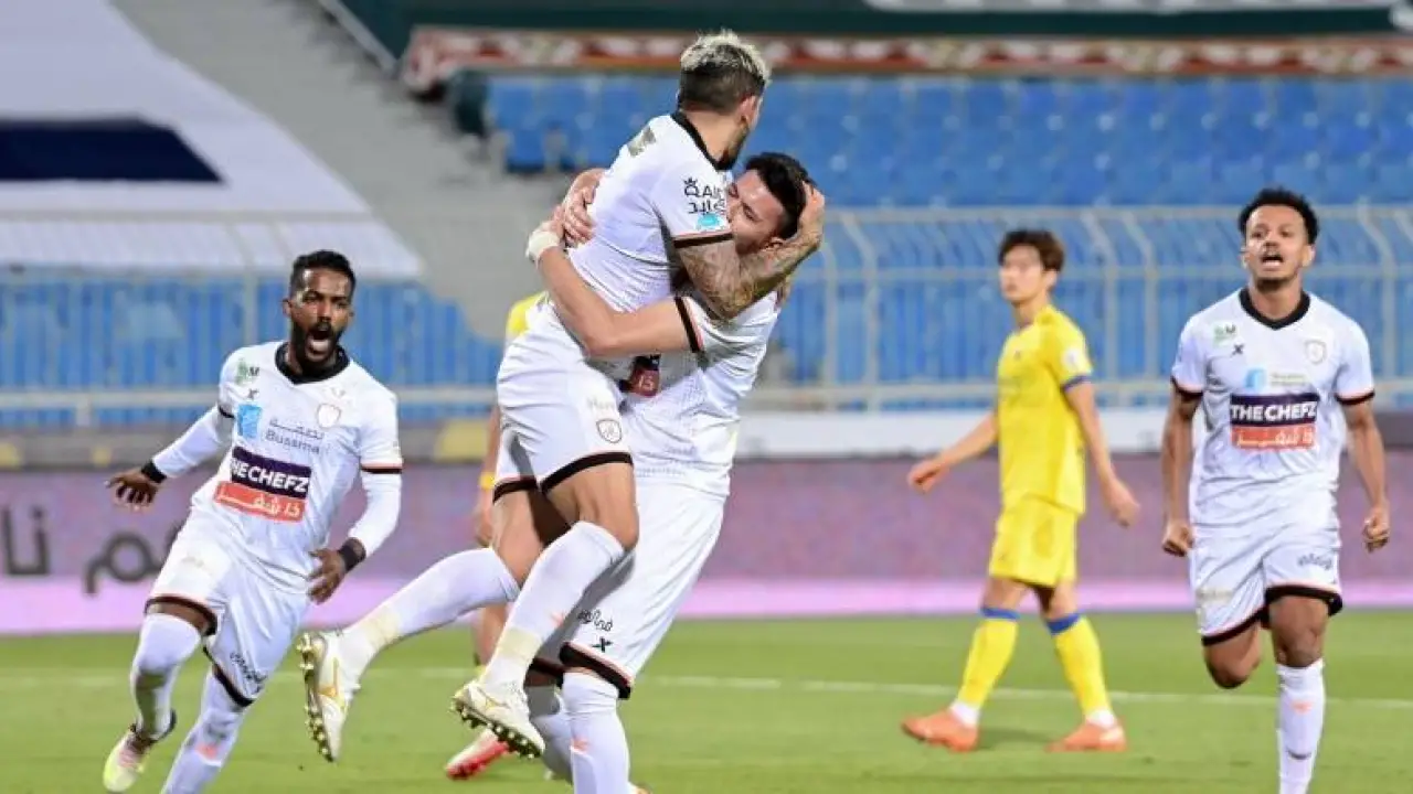 صمود النجمة.. تعادل سلبي يحرج الشباب ويثير قلق الجماهير قبل حسم الشوط الثاني