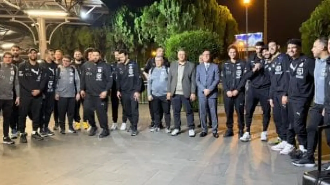 قنصل مصر فى رواندا يستقبل بعثة منتخب اليد استعدادا لأمم أفريقيا.. صور