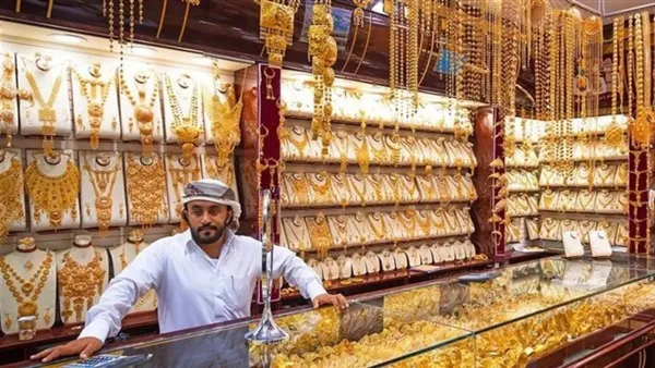 أسعار الذهب في الإمارات اليوم: ارتفاع جرام عيار 24 إلى 506 دراهم وتأثيره على السوق المحلي
