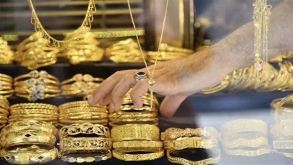 أسعار الذهب في السوق المصري تتجاوز 720 جنيهًا للجنيه مع ارتفاع جرام عيار 21 إلى 900 جنيه