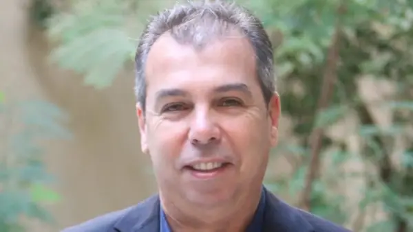 أشرف حلمي يشيد بجودة ويركز على بناء جيل قوي لتنس الطاولة استعدادًا للبطولات العالمية