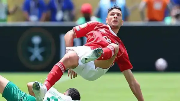 أشرف داري يحدد 3 شروط رئيسية للموافقة على الرحيل عن الأهلي