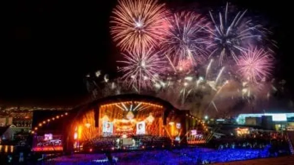 أضواء الشفق القطبي.. تجارب بصرية لافتة في موسم ونتر وندرلاند بجدة