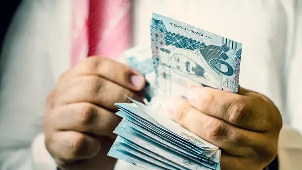 أفضل 5 قروض شخصية بدون كفيل بشروط ميسرة وإجراءات سهلة 2025