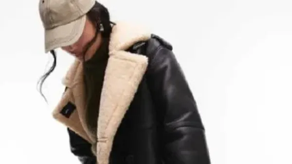 أناقة الشتاء في 6 قطع: جواكيت طويلة أساسية لدفء مضمون وإطلالات متكاملة.