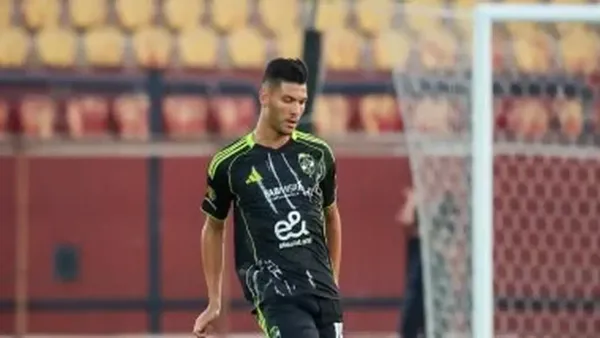 أندية مغربية تقدم عروضاً لضم أشرف داري و الأهلي يتمسك ببقاء اللاعب في يناير