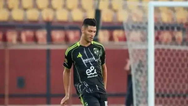 أندية مغربية تقدم عروضاً لضم أشرف داري و الأهلي يتمسك ببقاء اللاعب في يناير