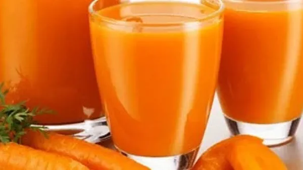 إضافة بسيطة تحوّل عصير الجزر إلى حليف قوي لقلبك ومناعتك.