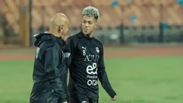 إمام عاشور يحتاج إلى وقت لتعزيز أداء محمد صلاح دون ضغط إضافي