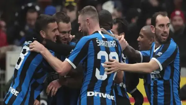 إنتر ميلان يعتمد على لاوتارو وتورام لقيادة الهجوم أمام بيزا في الدوري الإيطالي