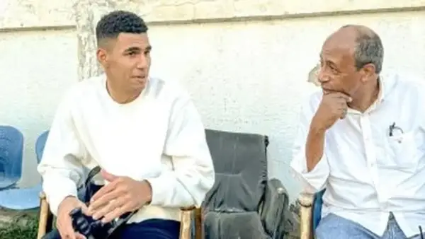 إياد العسقلاني يبرز طموحه الأوروبي ويثمن تأثير الراحل إيهاب جلال في مسيرته