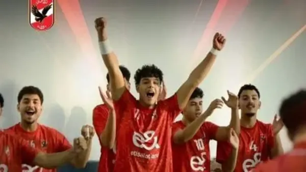 الأهلي يحقق فوزًا هامًا على طلائع الجيش 37-35 في دوري مرتبط اليد