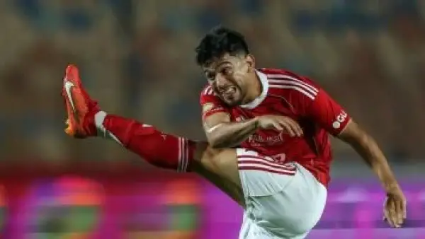 الأهلي يستطلع رأي توروب فى العروض المحلية لضم محمد شكري